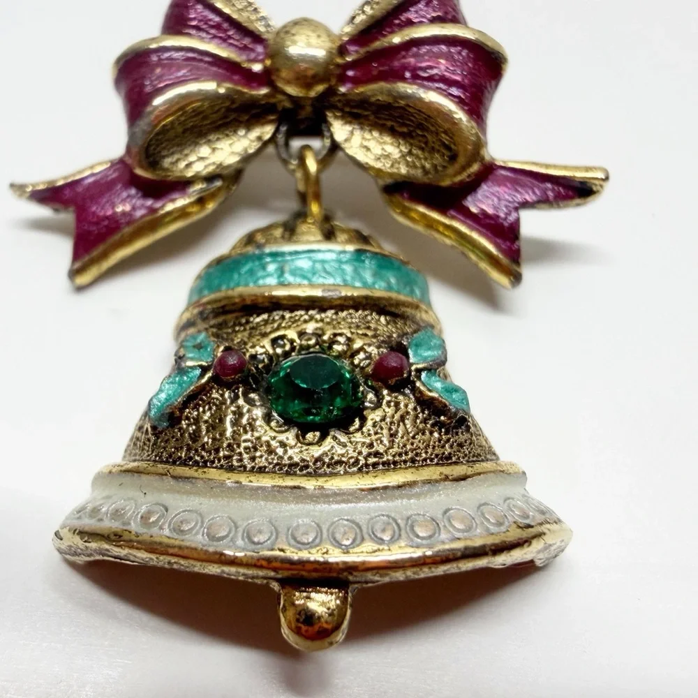 Vintage Enamel Rhinestone Bow Bell Brooch USA
